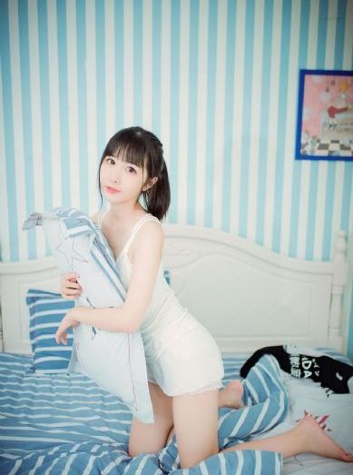 亚洲蜜桃精久久久久久久_1080P超清免费观看